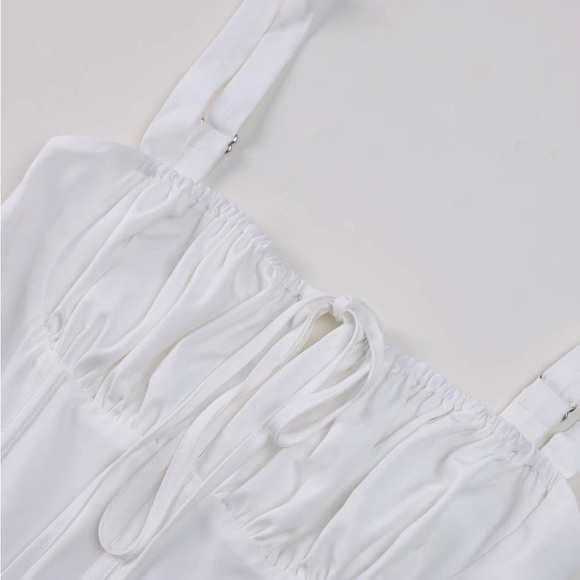 Elegant White Milkmaid Midi Dress with corset - Picture 3 of 5